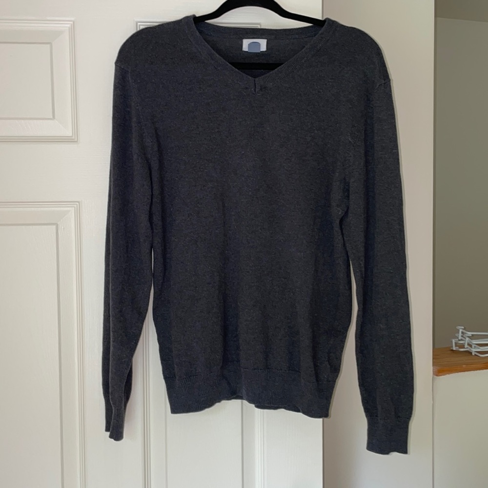 Dark Grey Old Navy V-Neck Sweater Size M